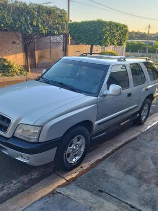 CHEVROLET BLAZER 2.8 EXECUTIVE 4X4 12V TURBO INTERCOOLER DIESEL 4P MANUAL